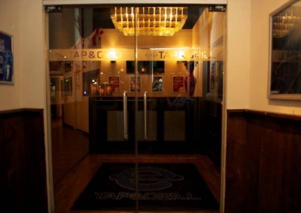 Restaurant with Patio